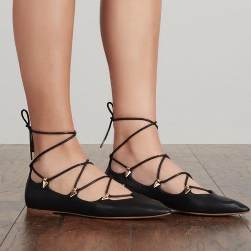 Lace up pointy Flats